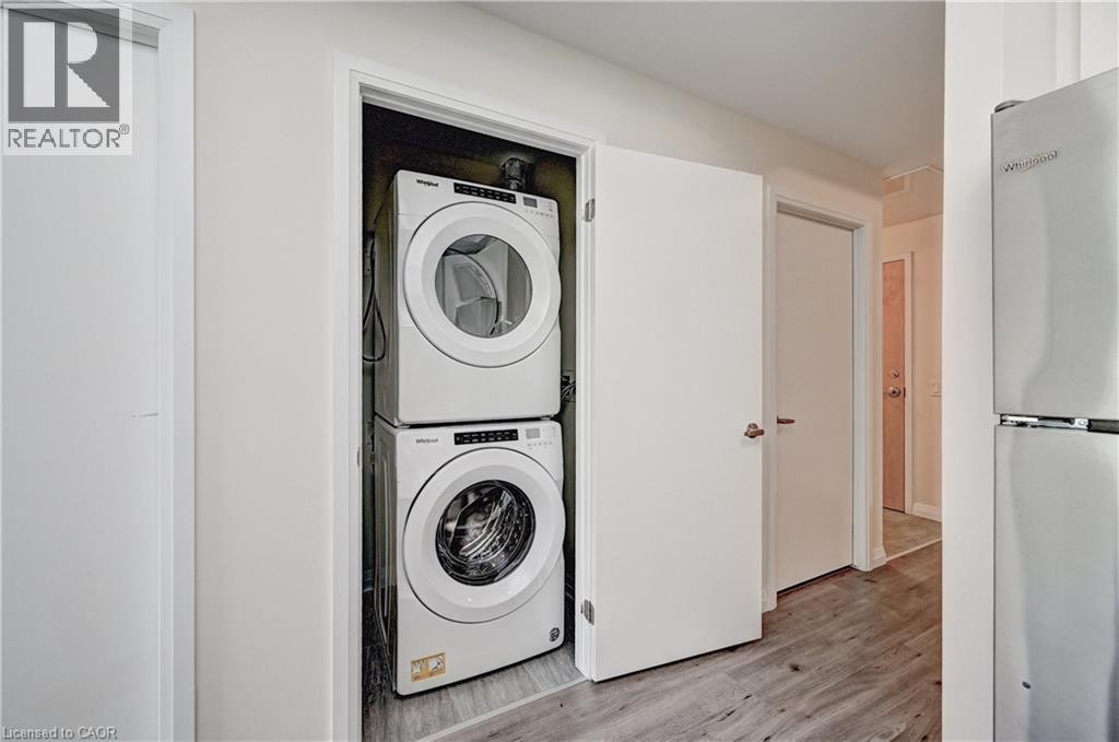 












60 CHARLES Street W Unit# 801

,
Kitchener,




Ontario
N2G0C9

