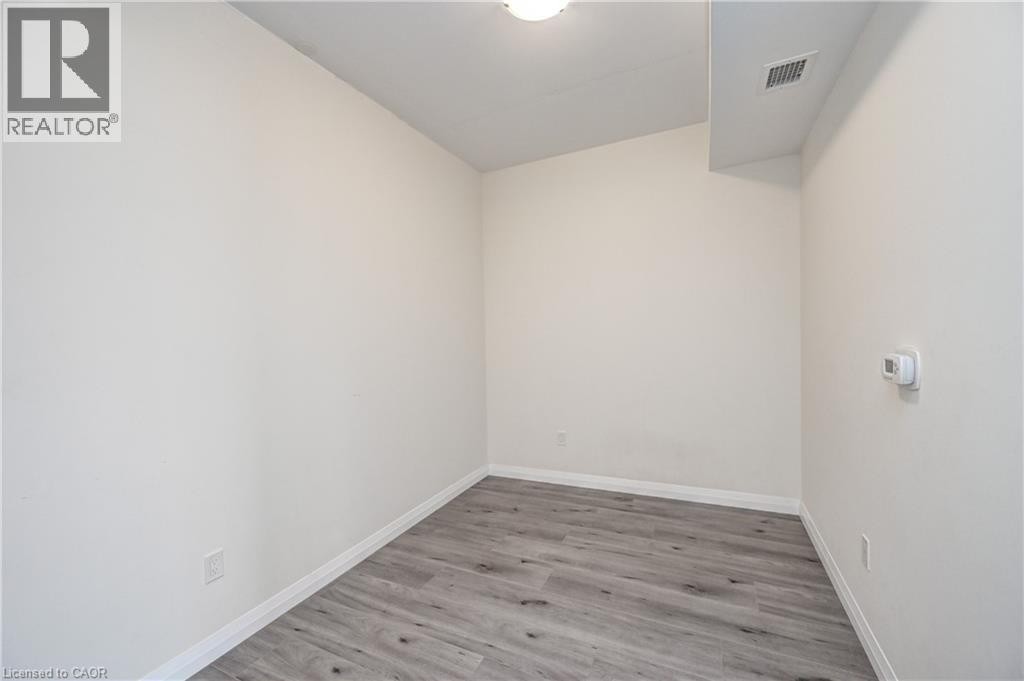 












60 CHARLES Street W Unit# 801

,
Kitchener,




Ontario
N2G0C9

