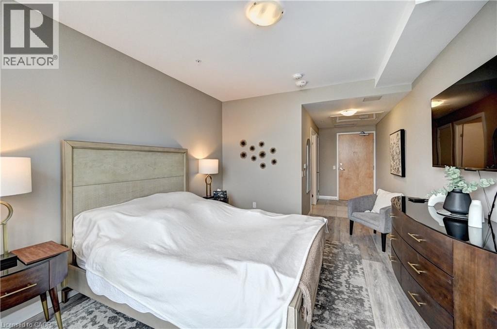 












60 CHARLES Street W Unit# 801

,
Kitchener,




Ontario
N2G0C9

