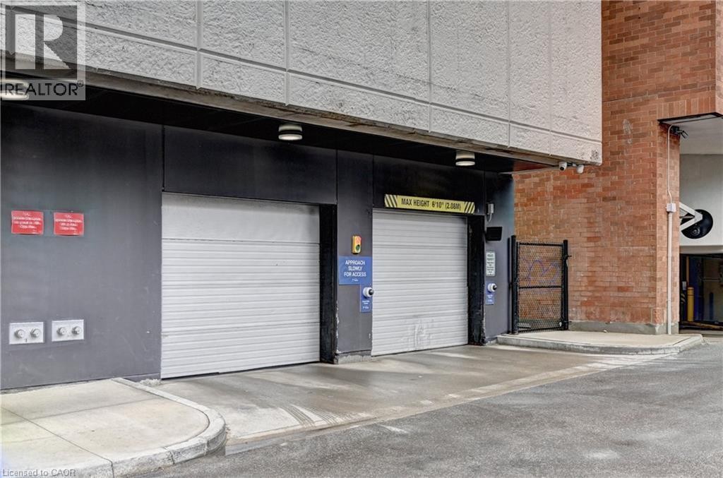 












60 CHARLES Street W Unit# 801

,
Kitchener,




Ontario
N2G0C9


