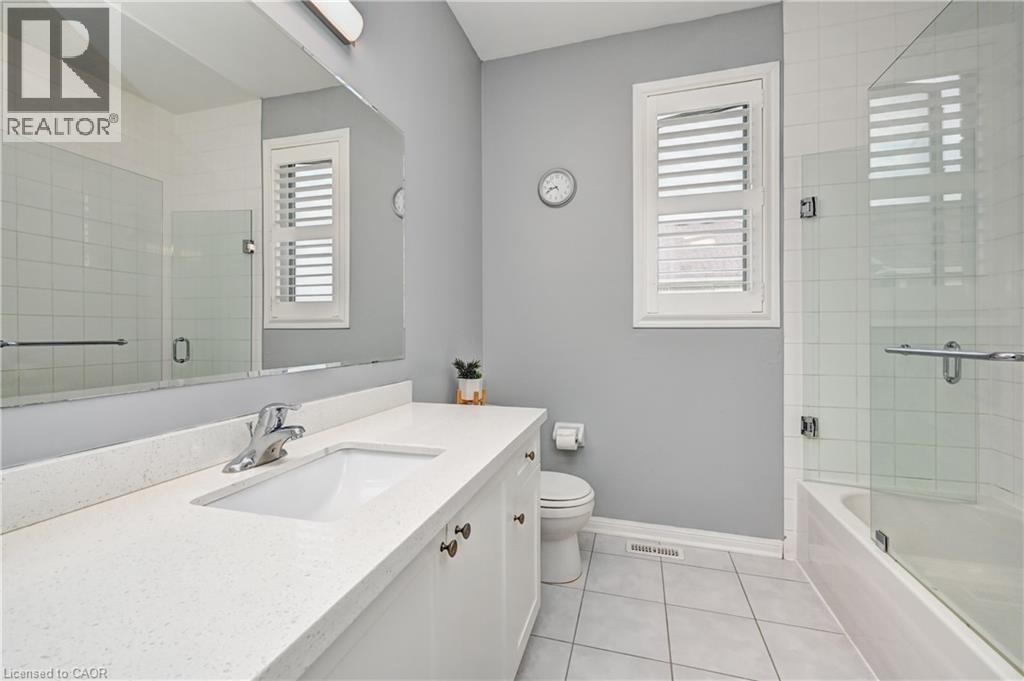 












48 OSGOODE Street

,
Cambridge,




Ontario
N3C0E8

