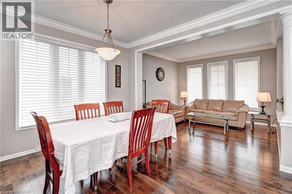 












48 OSGOODE Street

,
Cambridge,




Ontario
N3C0E8

