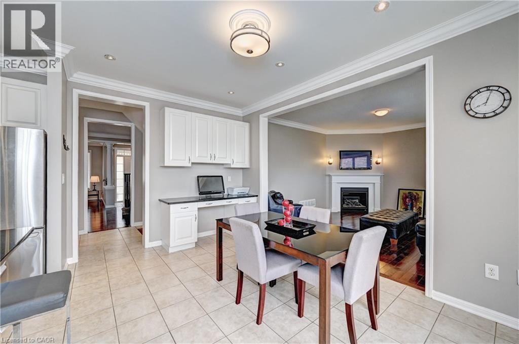 












48 OSGOODE Street

,
Cambridge,




Ontario
N3C0E8

