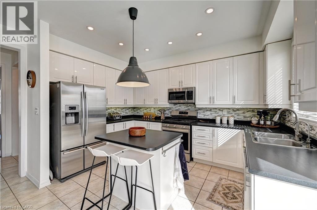 












222 BALDWIN Drive

,
Cambridge,




Ontario
N3C0B3

