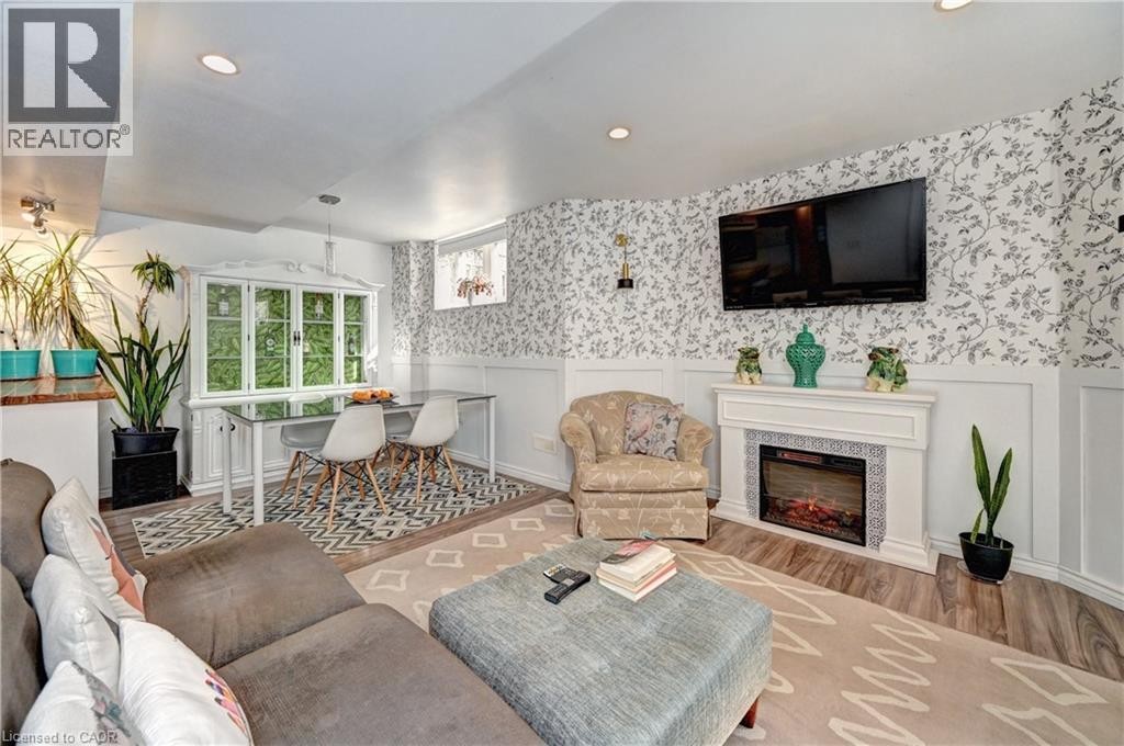 












222 BALDWIN Drive

,
Cambridge,




Ontario
N3C0B3

