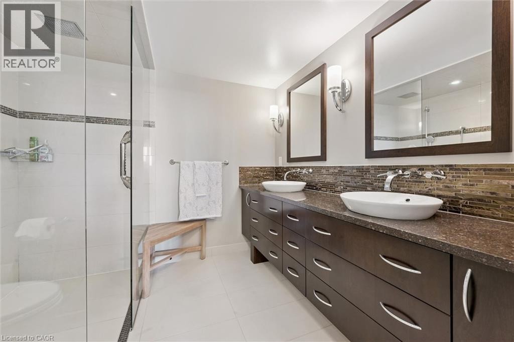 












6 WILLOW Street Unit# 602

,
Waterloo,




Ontario
N2J4S3

