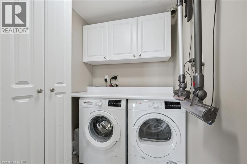 












6 WILLOW Street Unit# 602

,
Waterloo,




Ontario
N2J4S3

