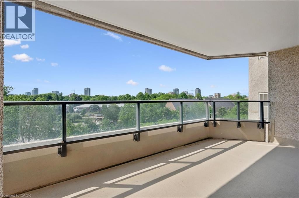 












6 WILLOW Street Unit# 602

,
Waterloo,




Ontario
N2J4S3

