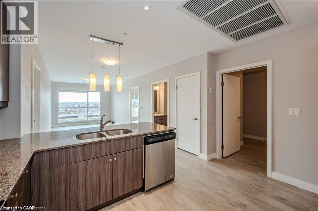 












1 VICTORIA Street S Unit# 811

,
Kitchener,




Ontario
N2G0B5

