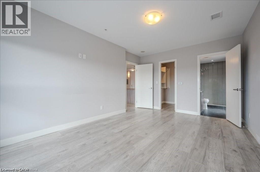 












1 VICTORIA Street S Unit# 811

,
Kitchener,




Ontario
N2G0B5

