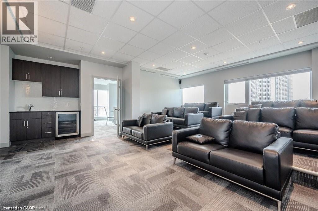 












1 VICTORIA Street S Unit# 811

,
Kitchener,




Ontario
N2G0B5

