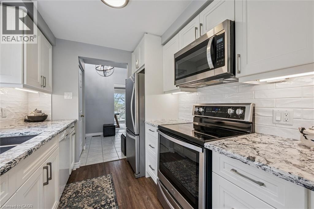 












270 MORRISON Road Unit# 2A

,
Kitchener,




Ontario
N2A3J5

