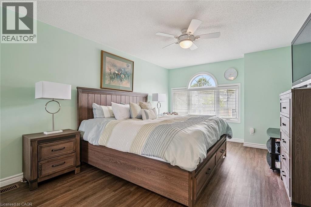 












270 MORRISON Road Unit# 2A

,
Kitchener,




Ontario
N2A3J5

