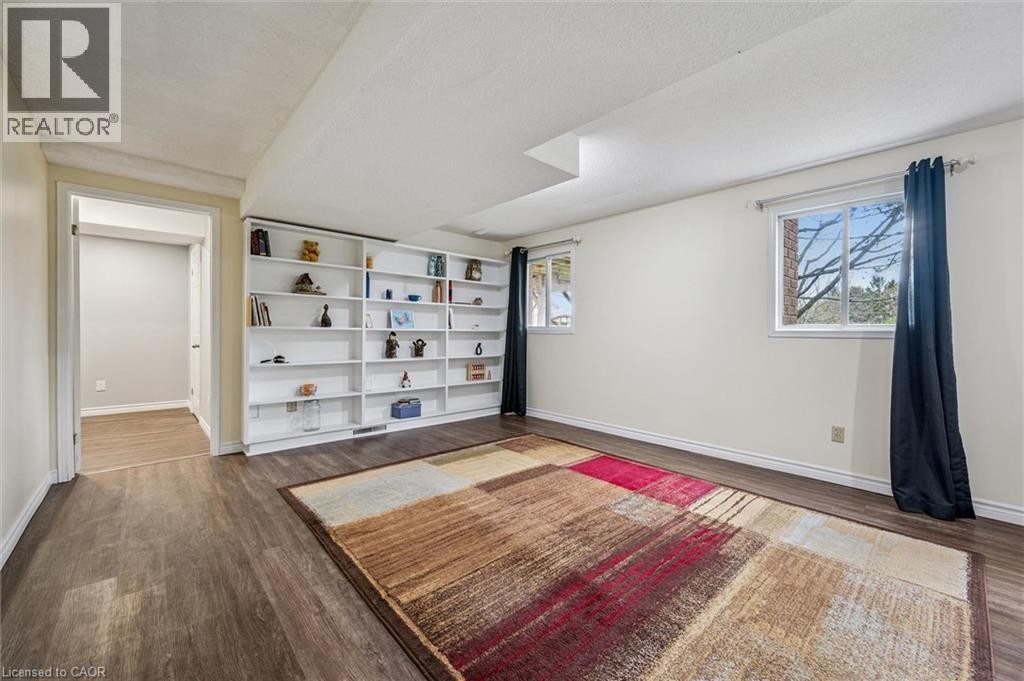 












270 MORRISON Road Unit# 2A

,
Kitchener,




Ontario
N2A3J5

