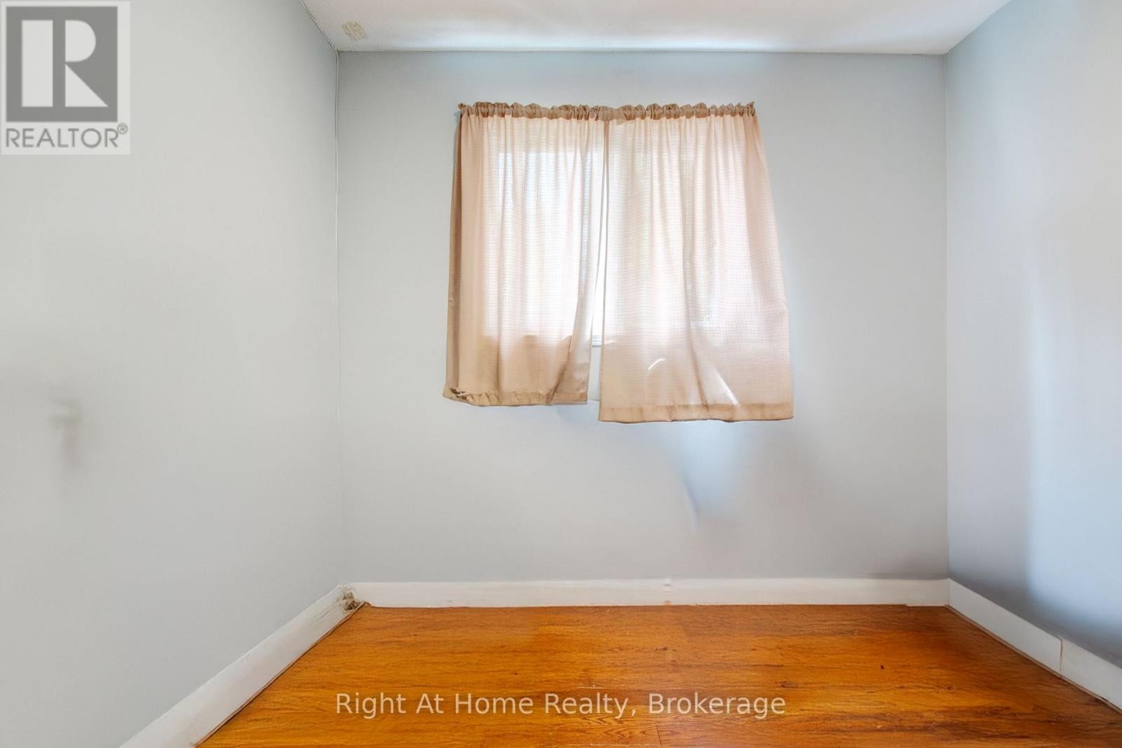 












63 MARTINDALE CRESCENT

,
Brampton (Brampton West),




Ontario
L6X2V7

