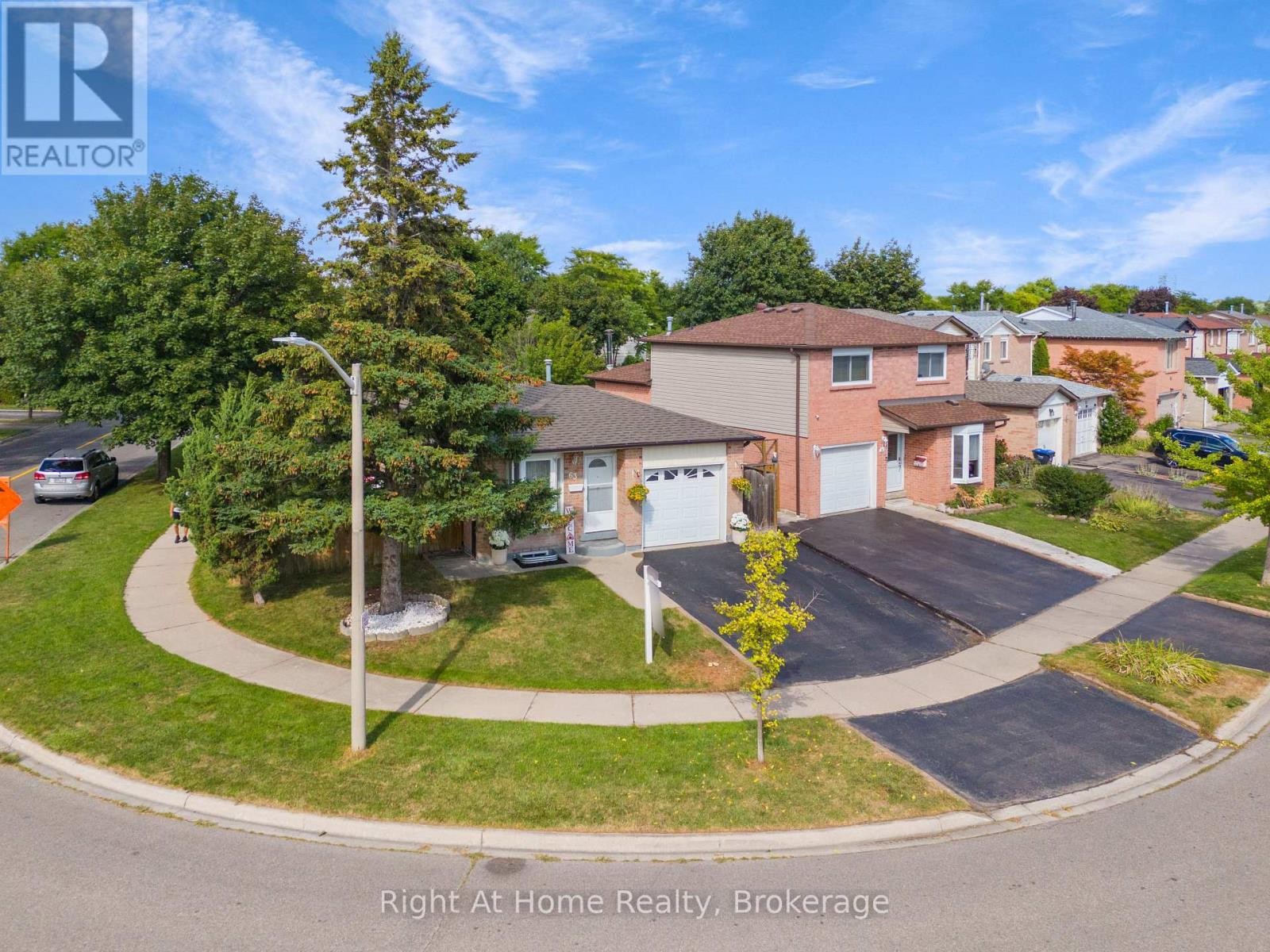 












63 MARTINDALE CRESCENT

,
Brampton (Brampton West),




Ontario
L6X2V7

