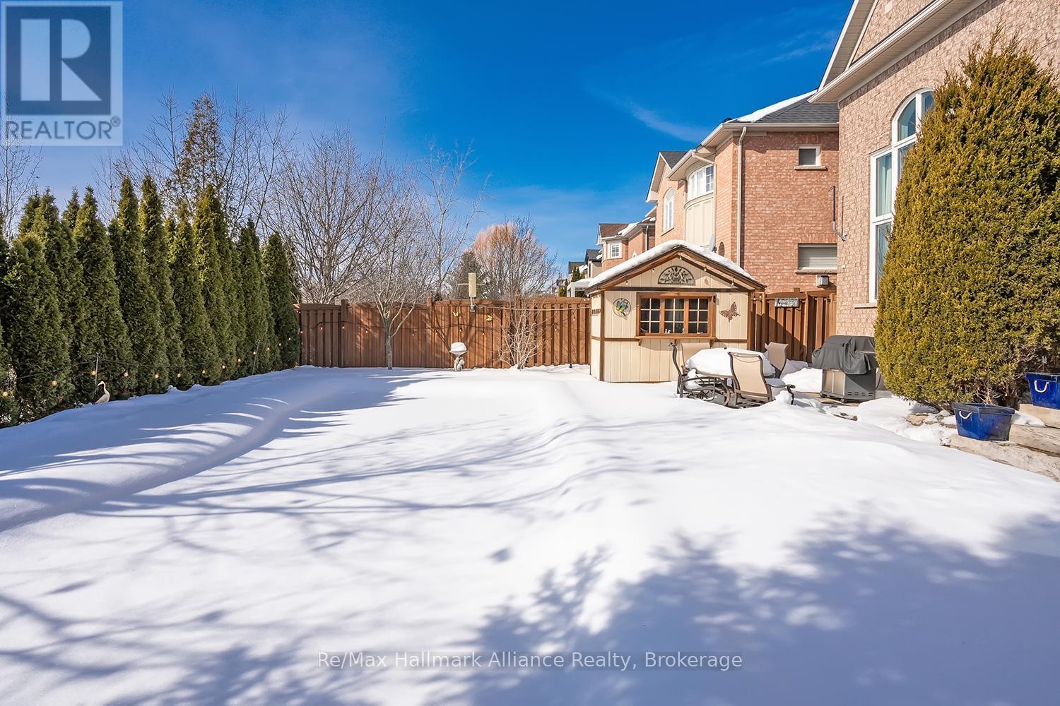 












2489 WHISTLING SPRINGS CRESCENT

,
Oakville (WM Westmount),




Ontario
L6M5G3

