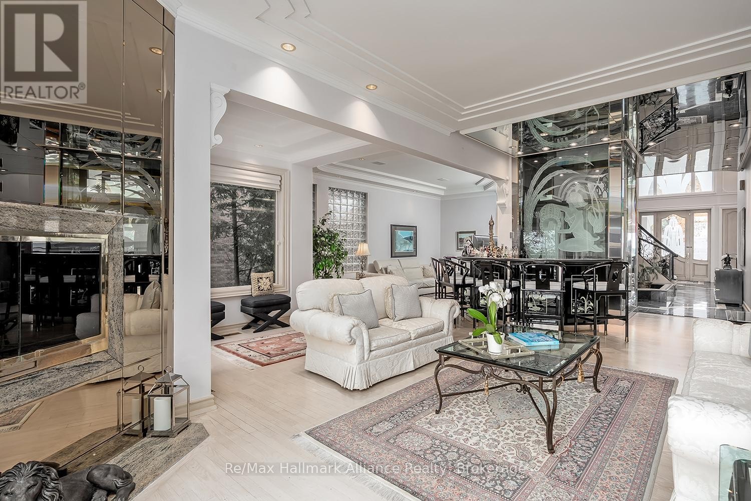 












3206 SHORELINE DRIVE

,
Oakville (BR Bronte),




Ontario
L6L5X4

