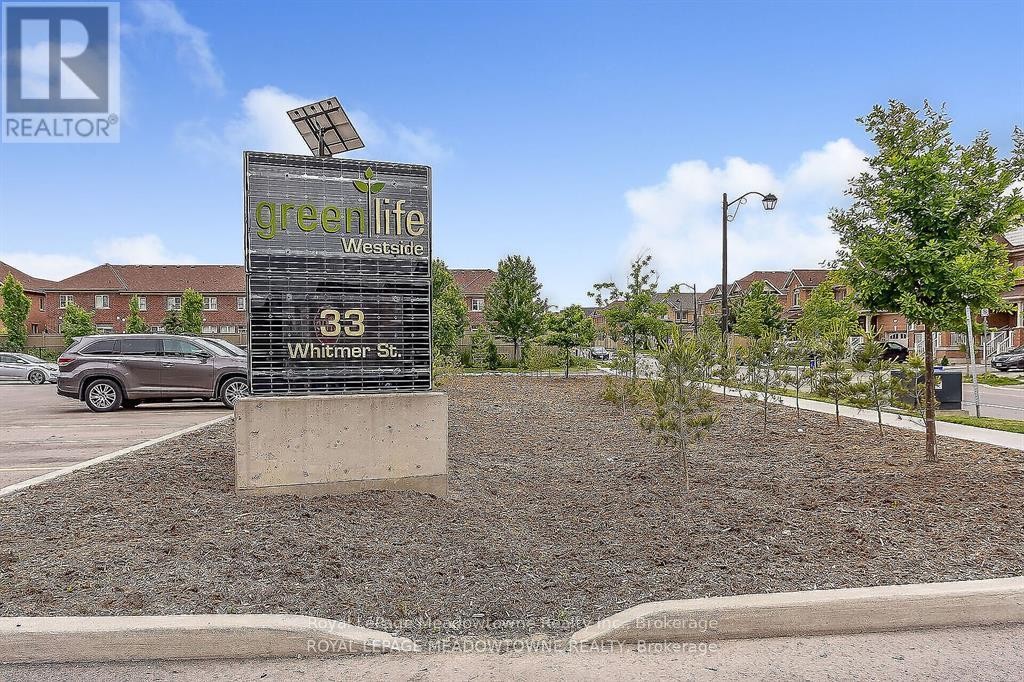 












109 - 33 WHITMER STREET

,
Milton (SC Scott),




Ontario
L9T8P9

