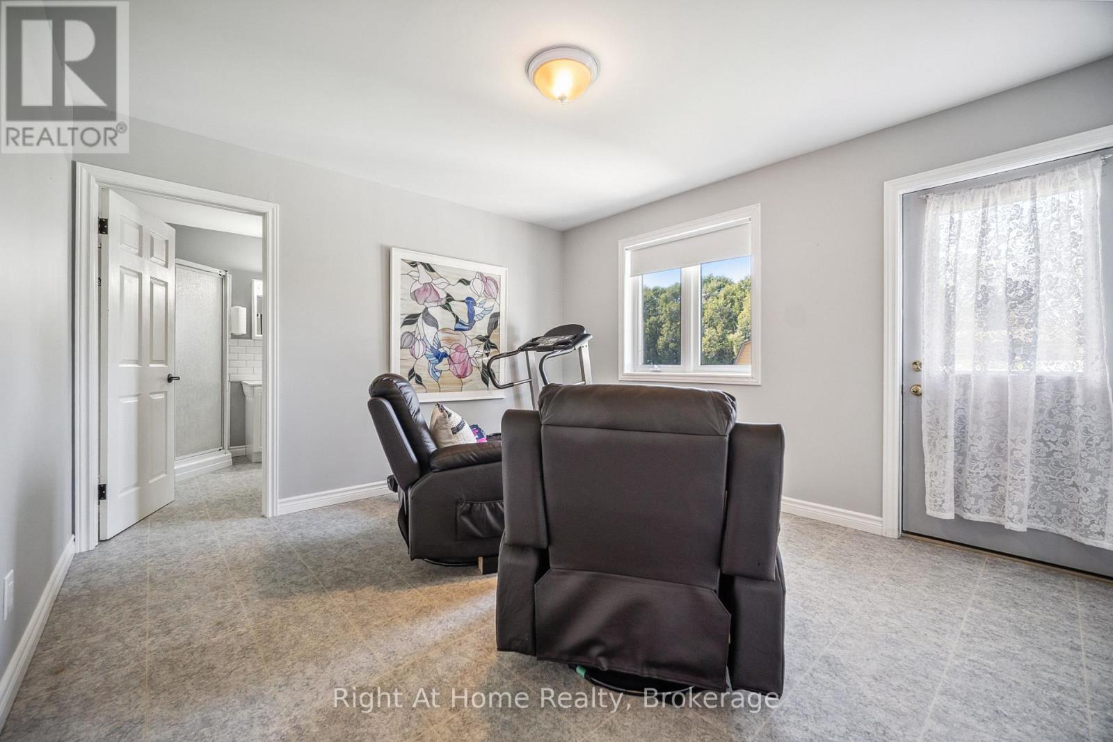 












664 MAPLE STREET

,
Huron East (Brussels),




Ontario
N0G1H0

