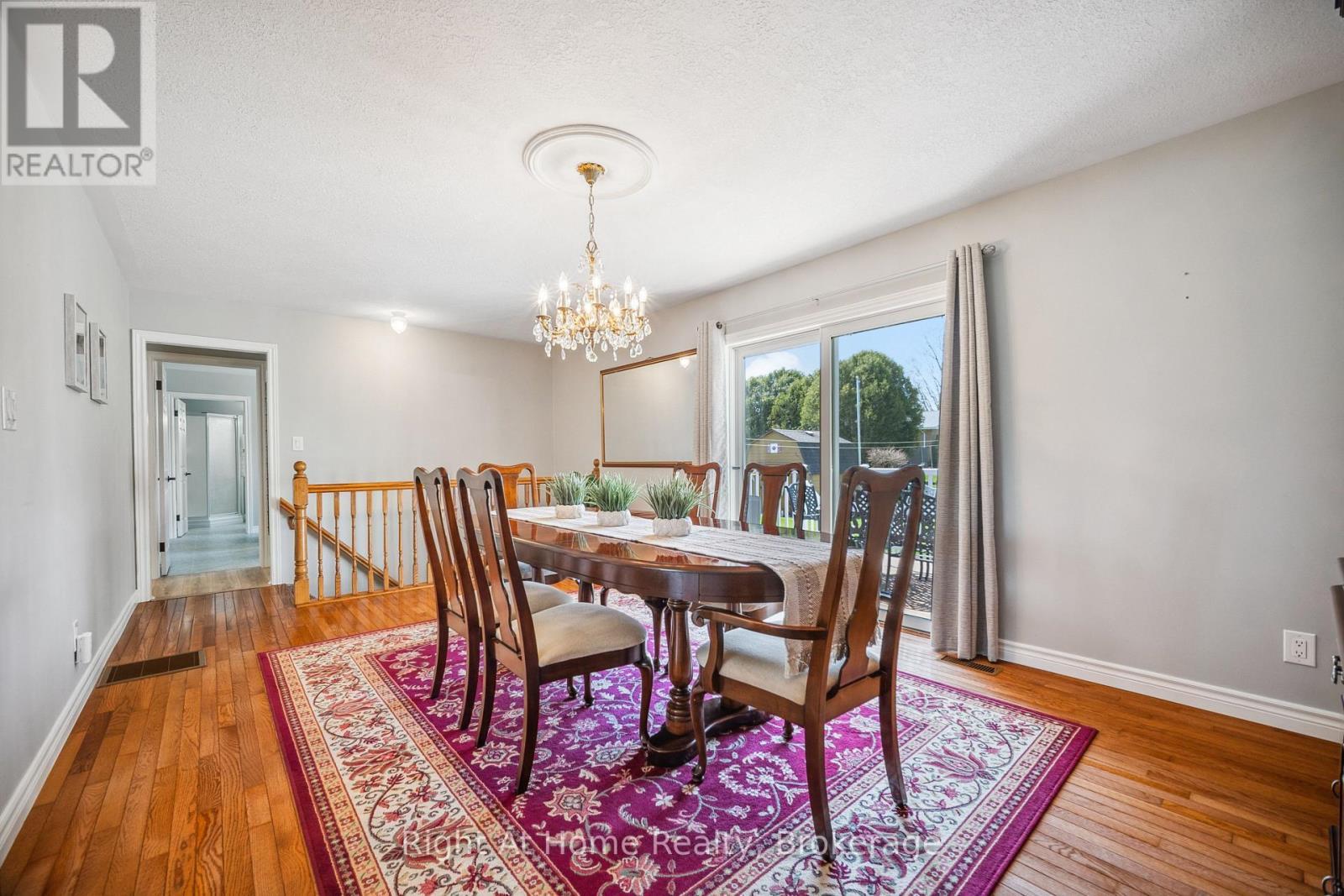 












664 MAPLE STREET

,
Huron East (Brussels),




Ontario
N0G1H0

