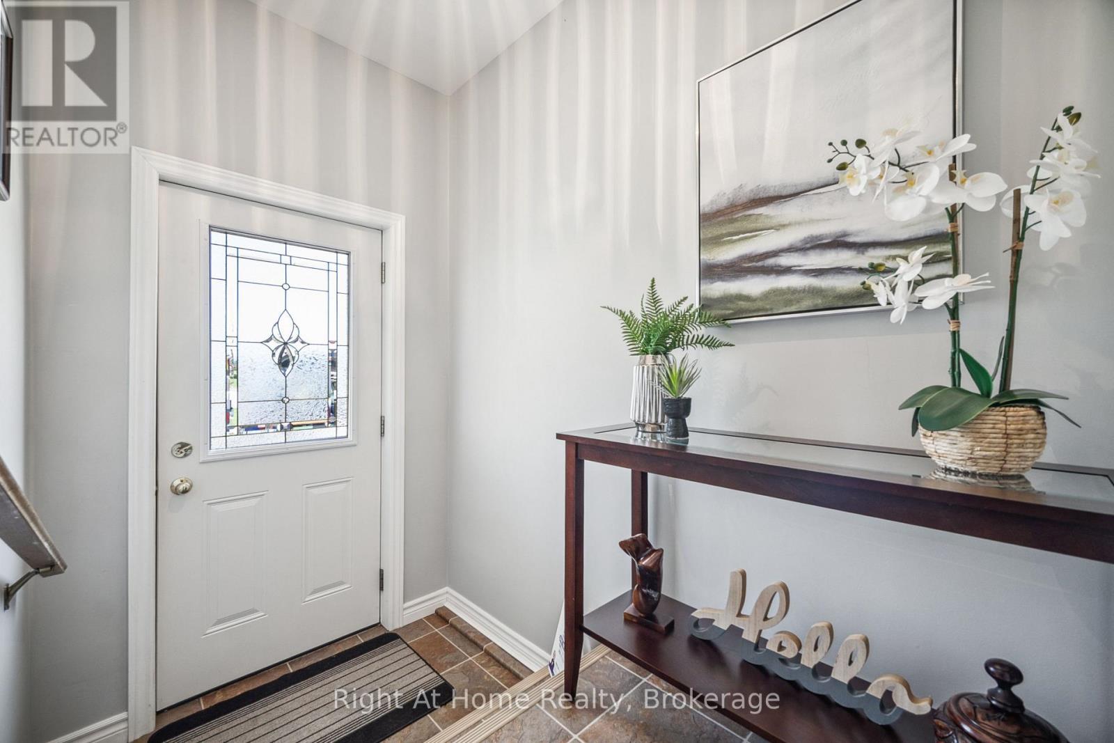 












664 MAPLE STREET

,
Huron East (Brussels),




Ontario
N0G1H0

