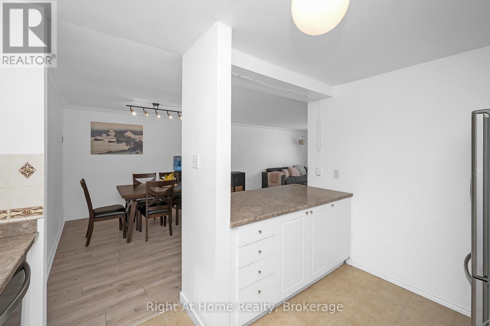 












35 - 65 GLAMIS ROAD

,
Cambridge,




Ontario
N1R6W4

