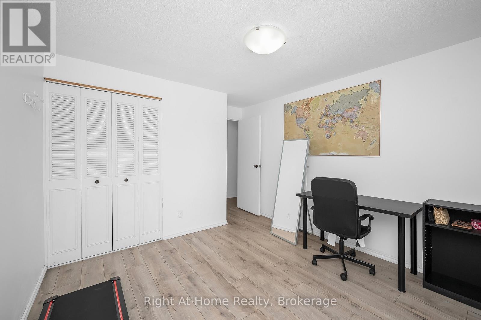 












35 - 65 GLAMIS ROAD

,
Cambridge,




Ontario
N1R6W4

