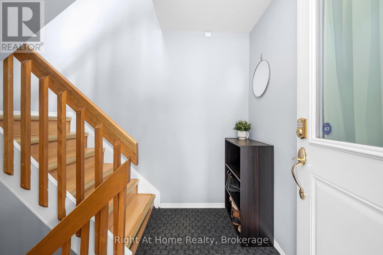 












35 - 65 GLAMIS ROAD

,
Cambridge,




Ontario
N1R6W4

