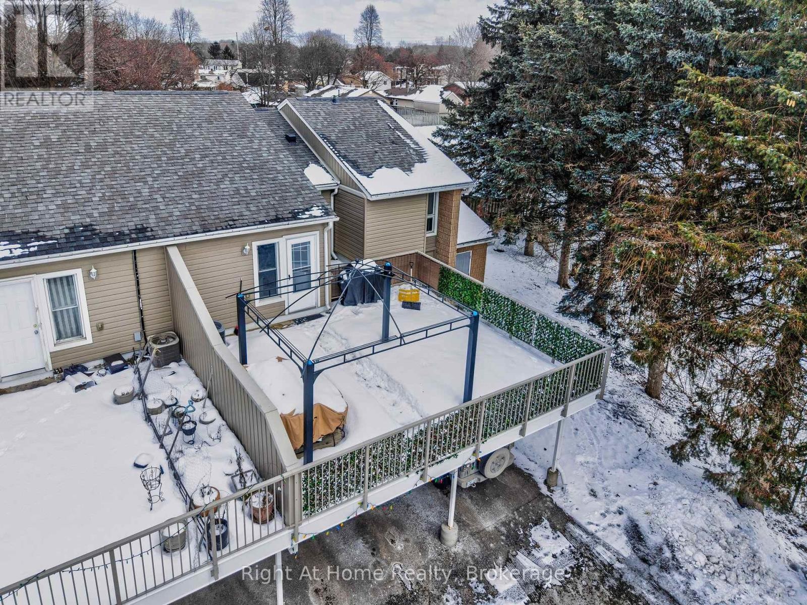 












35 - 65 GLAMIS ROAD

,
Cambridge,




Ontario
N1R6W4

