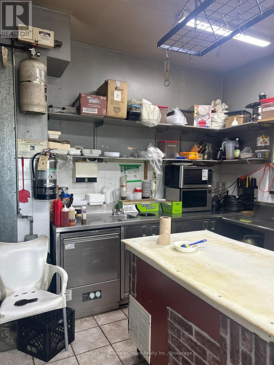 












362 BARTON STREET E

,
Hamilton (Landsdale),




Ontario
L8L2X9

