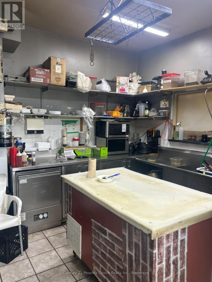 












362 BARTON STREET E

,
Hamilton (Landsdale),




Ontario
L8L2X9

