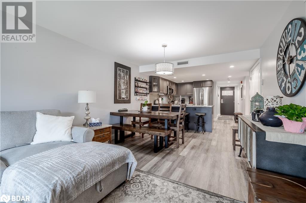 












80 HORSESHOE VALLEY Boulevard Unit# 302

,
Oro-Medonte,




Ontario
L4M4Y8

