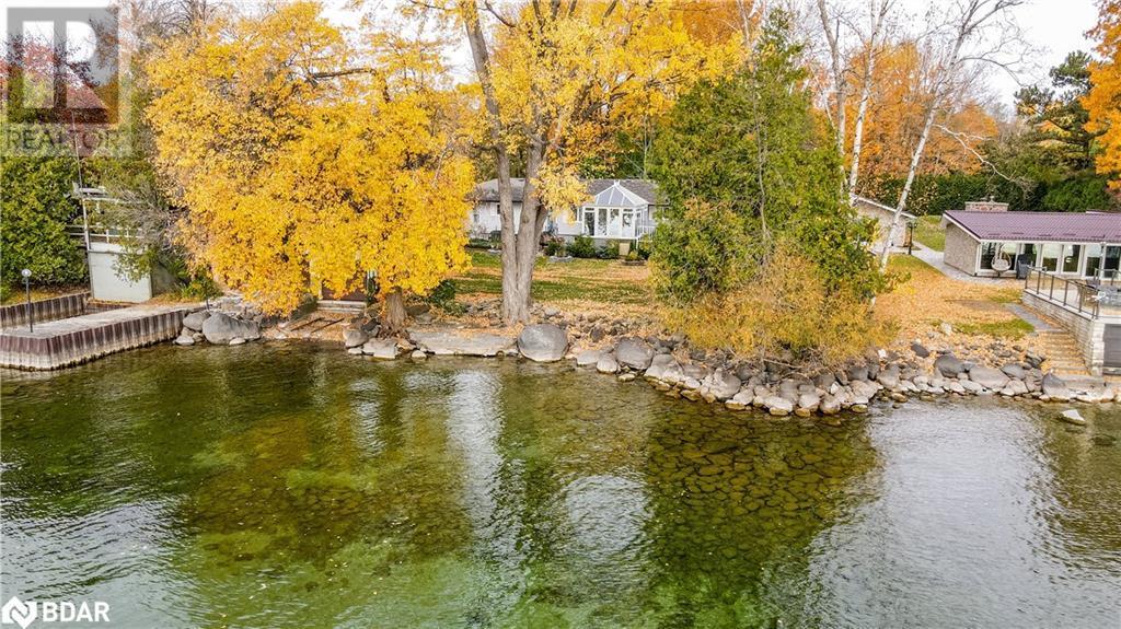 












155 PARKSIDE DR Drive

,
Oro-Medonte,




Ontario
L3V0K8

