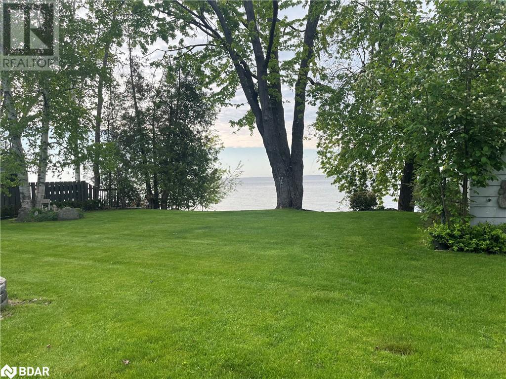 












155 PARKSIDE DR Drive

,
Oro-Medonte,




Ontario
L3V0K8

