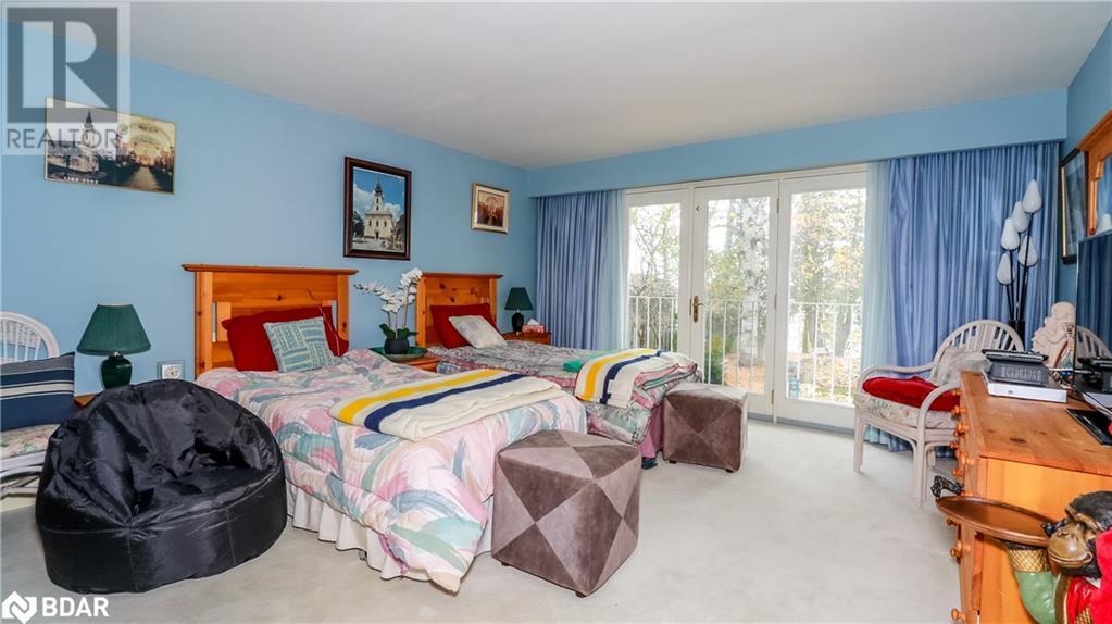 












155 PARKSIDE DR Drive

,
Oro-Medonte,




Ontario
L3V0K8

