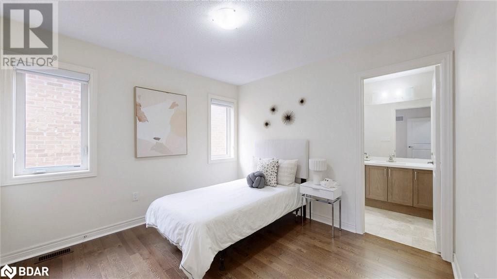 












219 INVERNESS Way

,
Bradford West Gwillimbury,




Ontario
L3Z0X5

