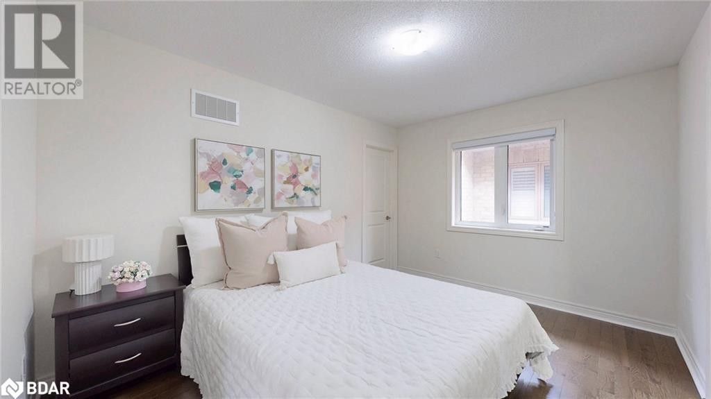 












219 INVERNESS Way

,
Bradford West Gwillimbury,




Ontario
L3Z0X5

