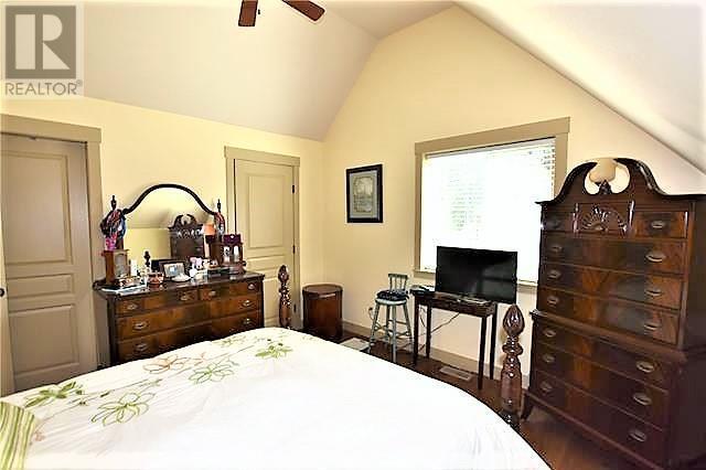 












459 Ibis Avenue

,
Vernon,




British Columbia
V1H2A1


