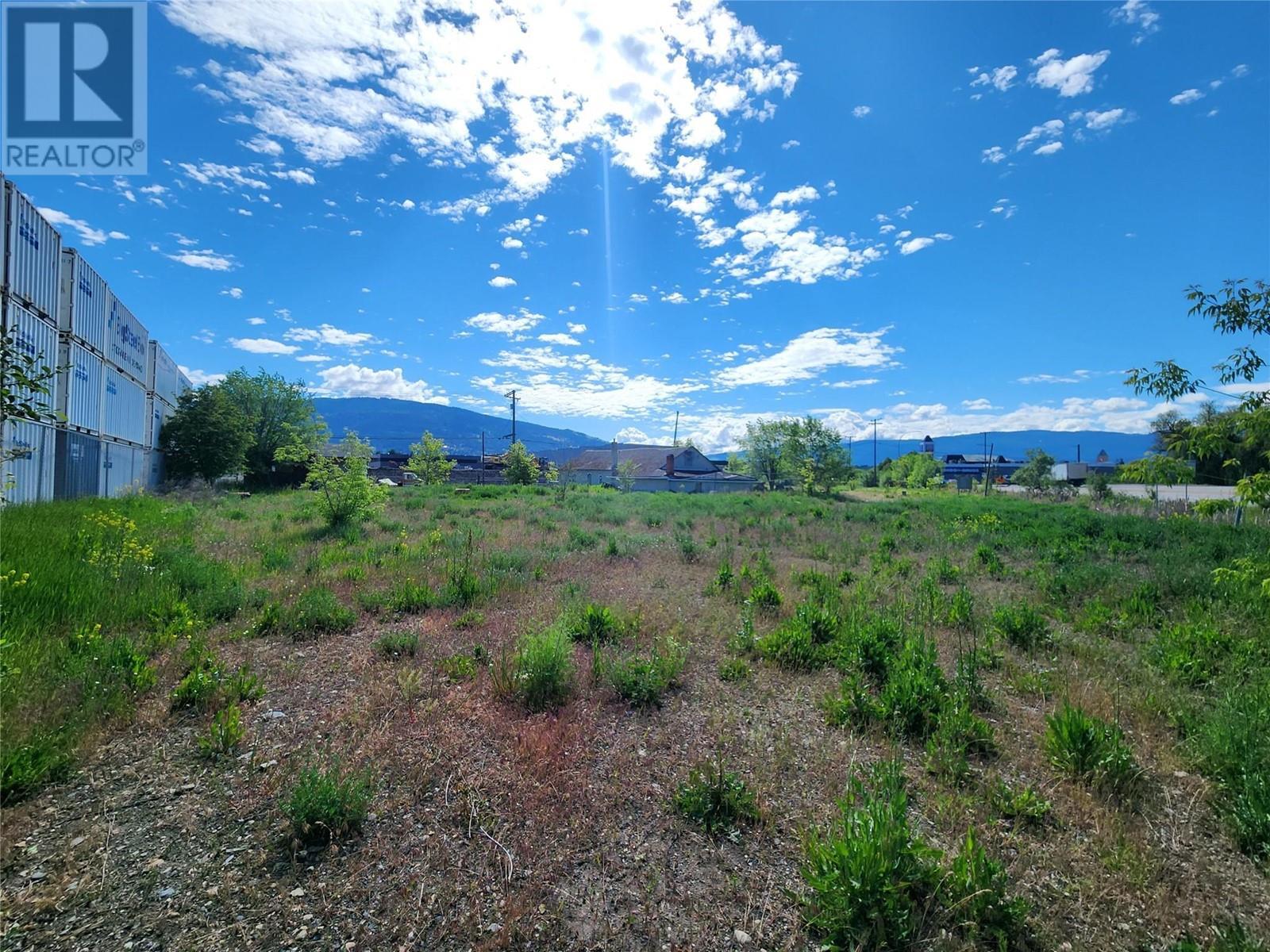 












4600 4604 34 Street

,
Vernon,




British Columbia
V1T5Y9

