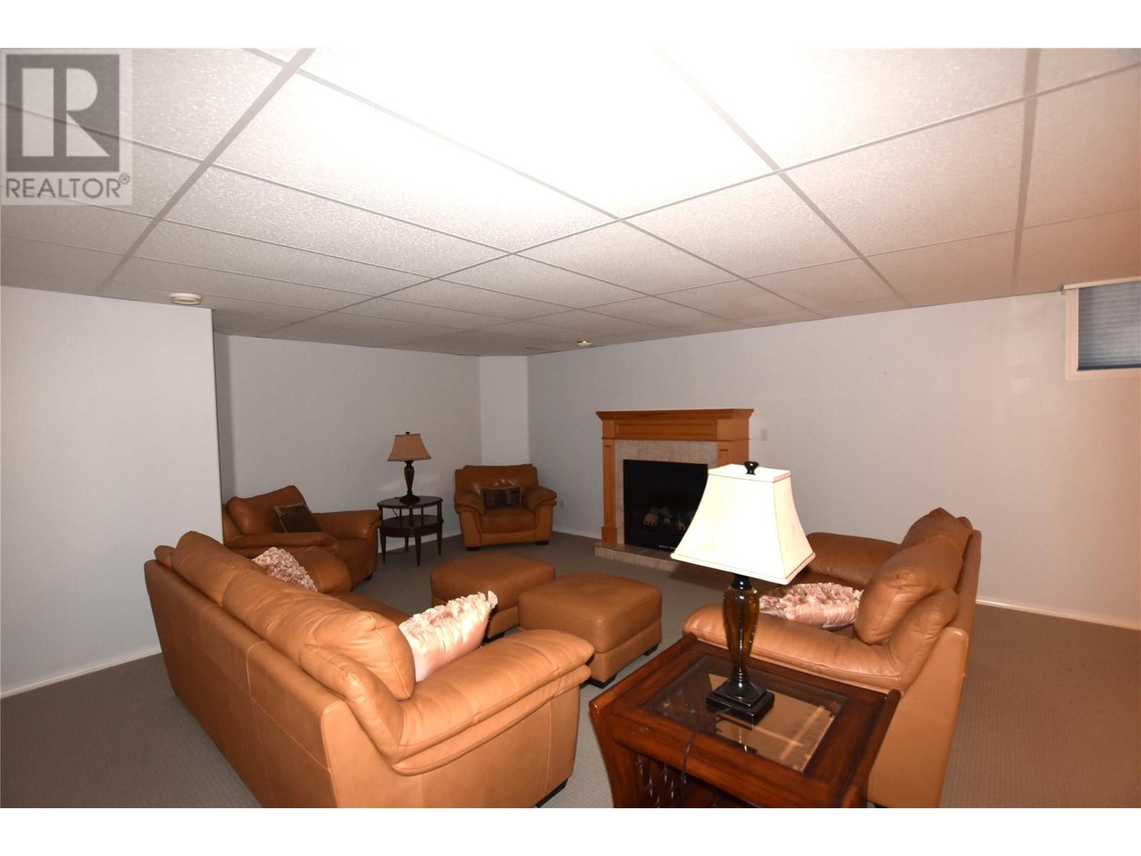 












649 Elk Street

,
Vernon,




British Columbia
V1H2A1

