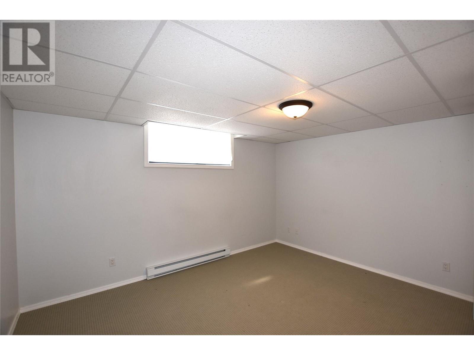 












649 Elk Street

,
Vernon,




British Columbia
V1H2A1

