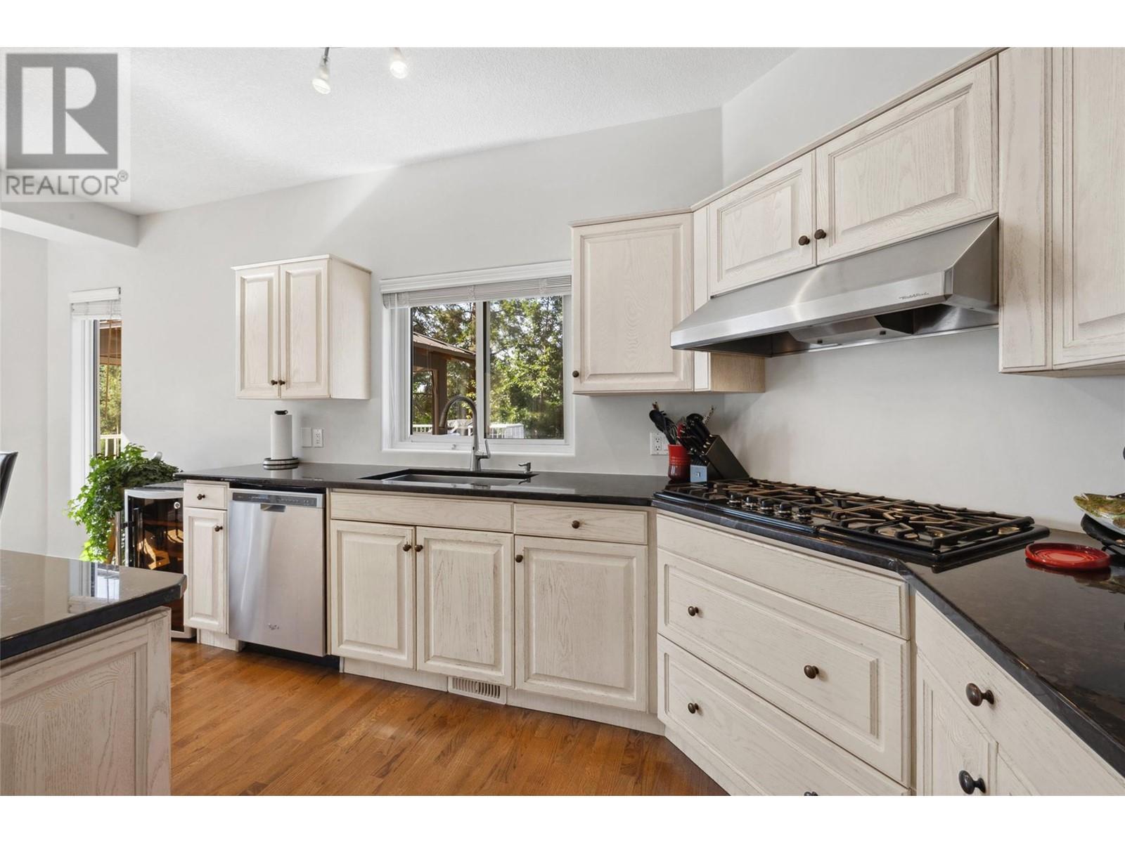 












1015 Guest Road

,
West Kelowna,




British Columbia
V1Z3L2


