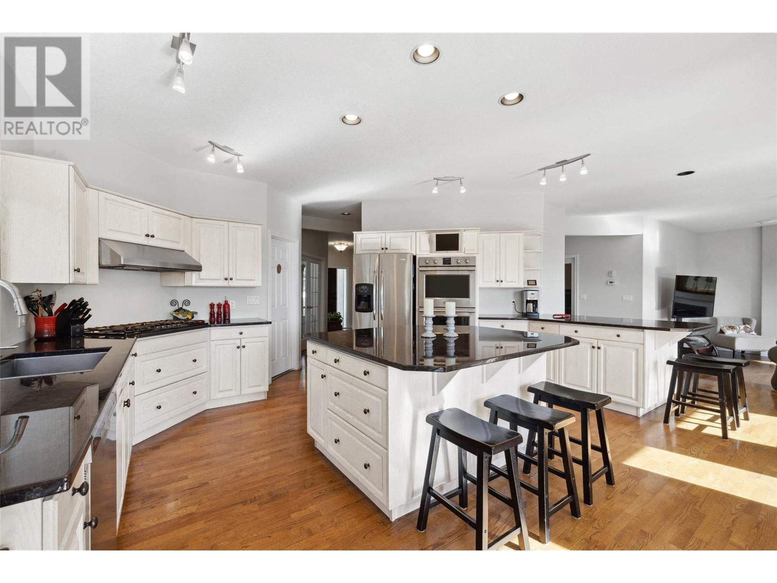 












1015 Guest Road

,
West Kelowna,




British Columbia
V1Z3L2

