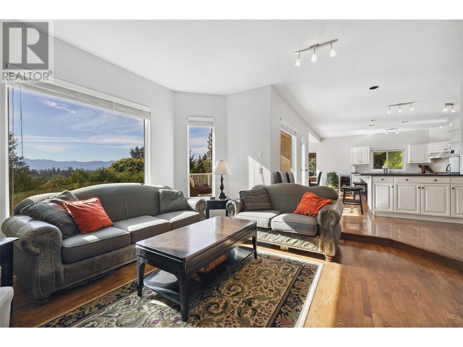 












1015 Guest Road

,
West Kelowna,




British Columbia
V1Z3L2

