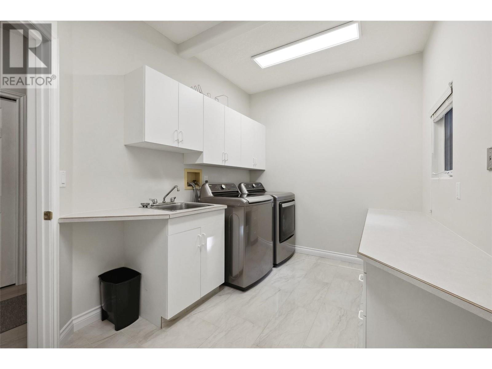 












1015 Guest Road

,
West Kelowna,




British Columbia
V1Z3L2


