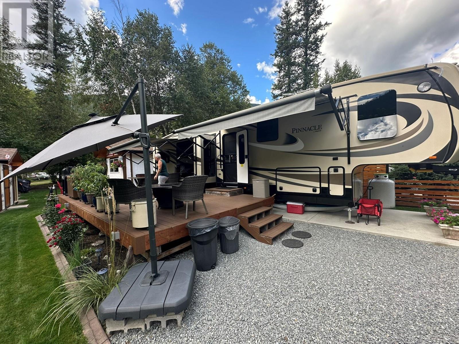 












2202 Mabel Lake Road Unit# 127

,
Enderby,







British Columbia
V0E1V5

