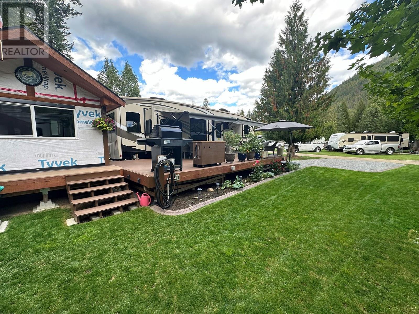 












2202 Mabel Lake Road Unit# 127

,
Enderby,







British Columbia
V0E1V5

