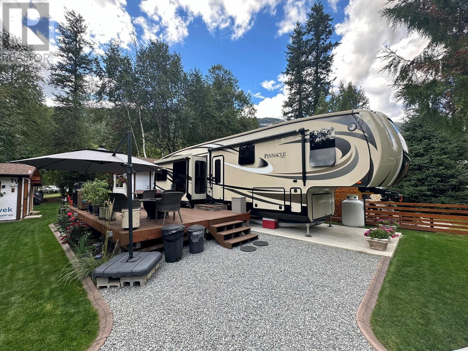 












2202 Mabel Lake Road Unit# 127

,
Enderby,







British Columbia
V0E1V5

