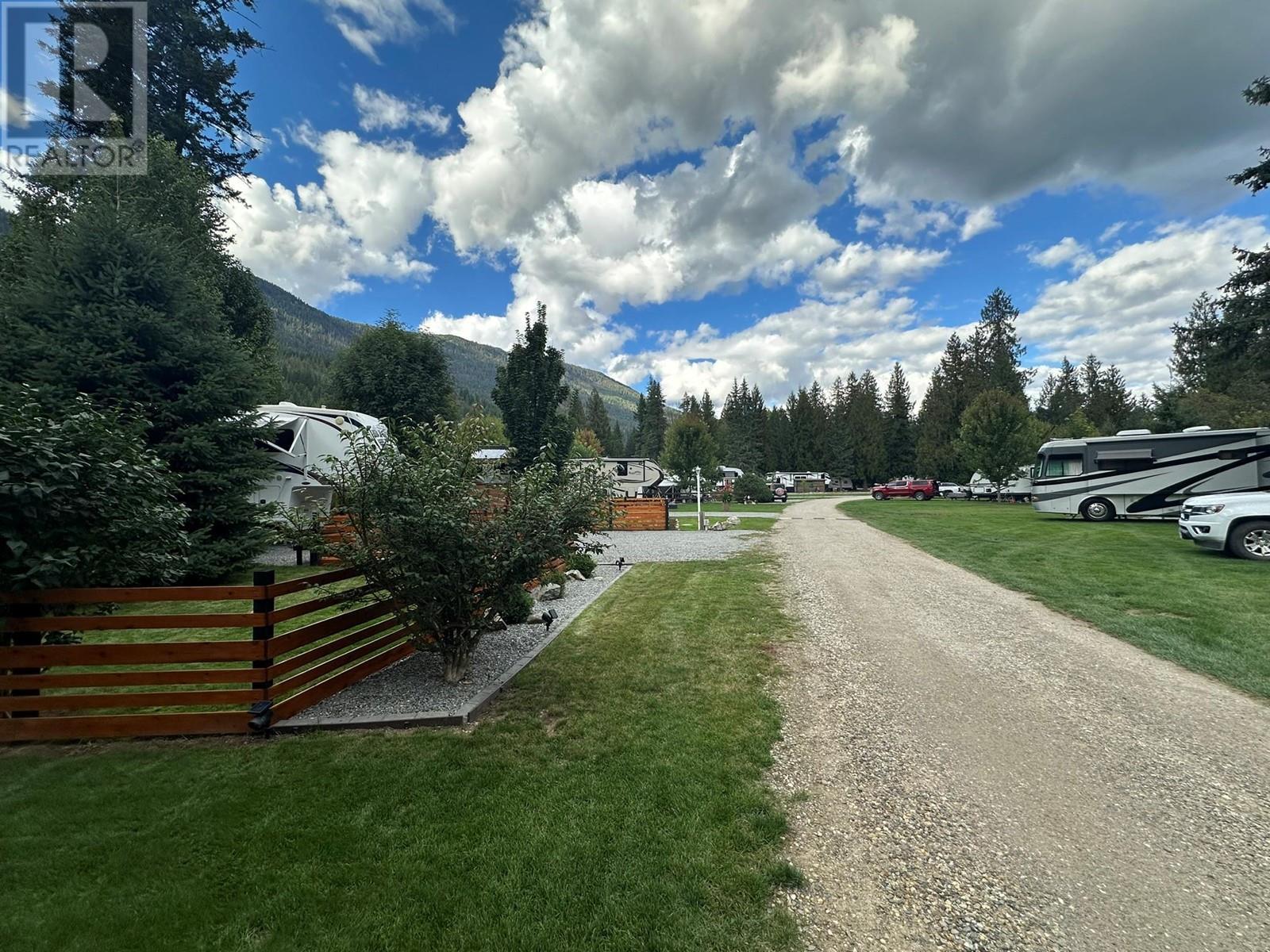 












2202 Mabel Lake Road Unit# 127

,
Enderby,







British Columbia
V0E1V5

